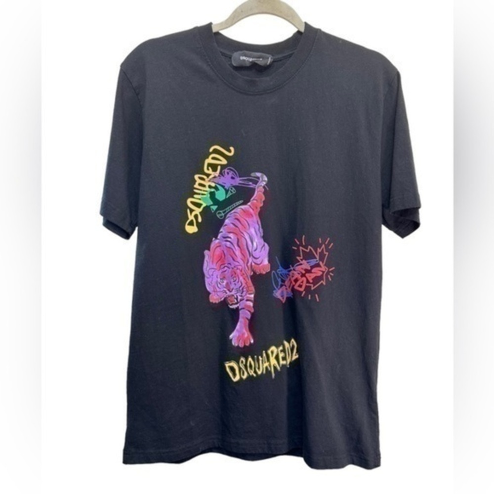 DSQUARED2 Black Short Sleeve graphic tiger Tshirt